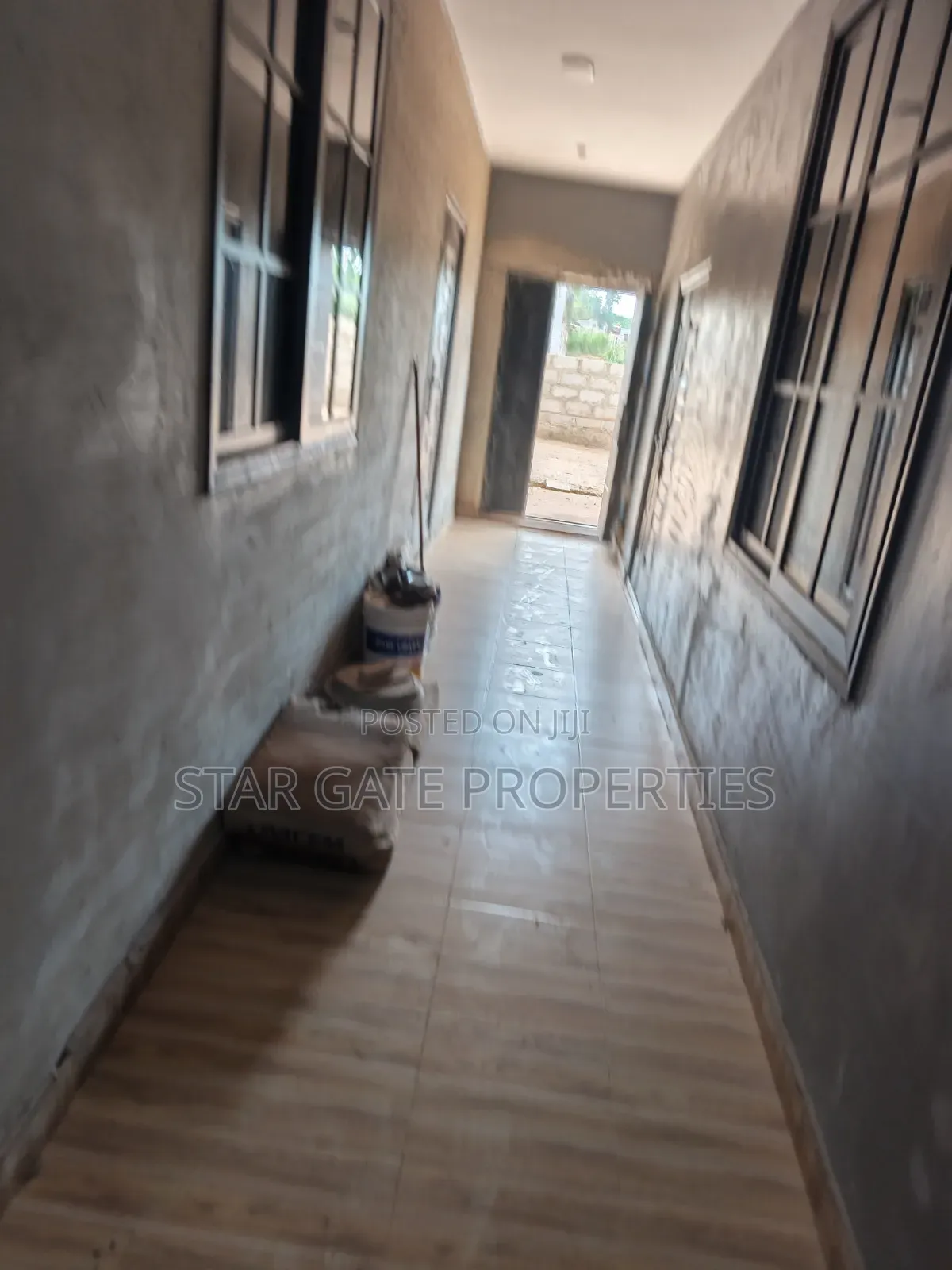 12bdrm Apartment in Ajamasu, On Santasi, Kumasi Metropolitan for sale