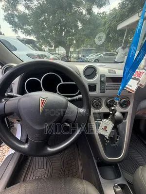 Pontiac Vibe 1.8L 2009 Red