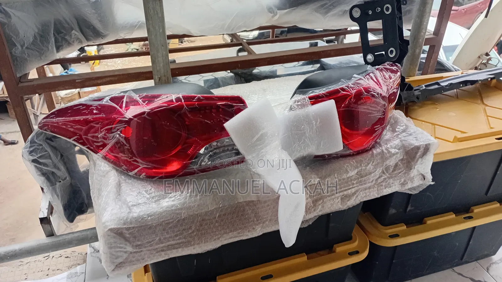 Hyundai Elantra 2011 to 2013 Taillight Pair