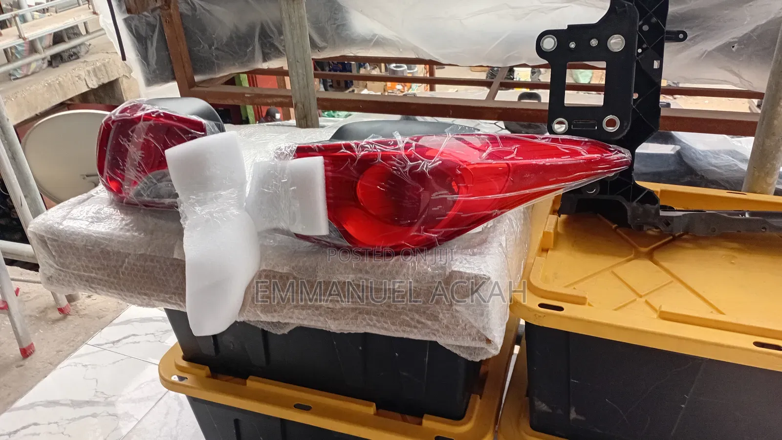 Hyundai Elantra 2011 to 2013 Taillight Pair