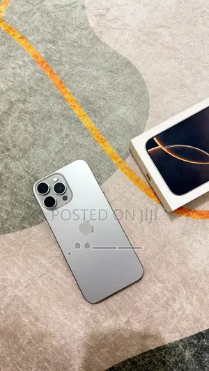 Apple iPhone 16 Pro Max 256 GB Silver