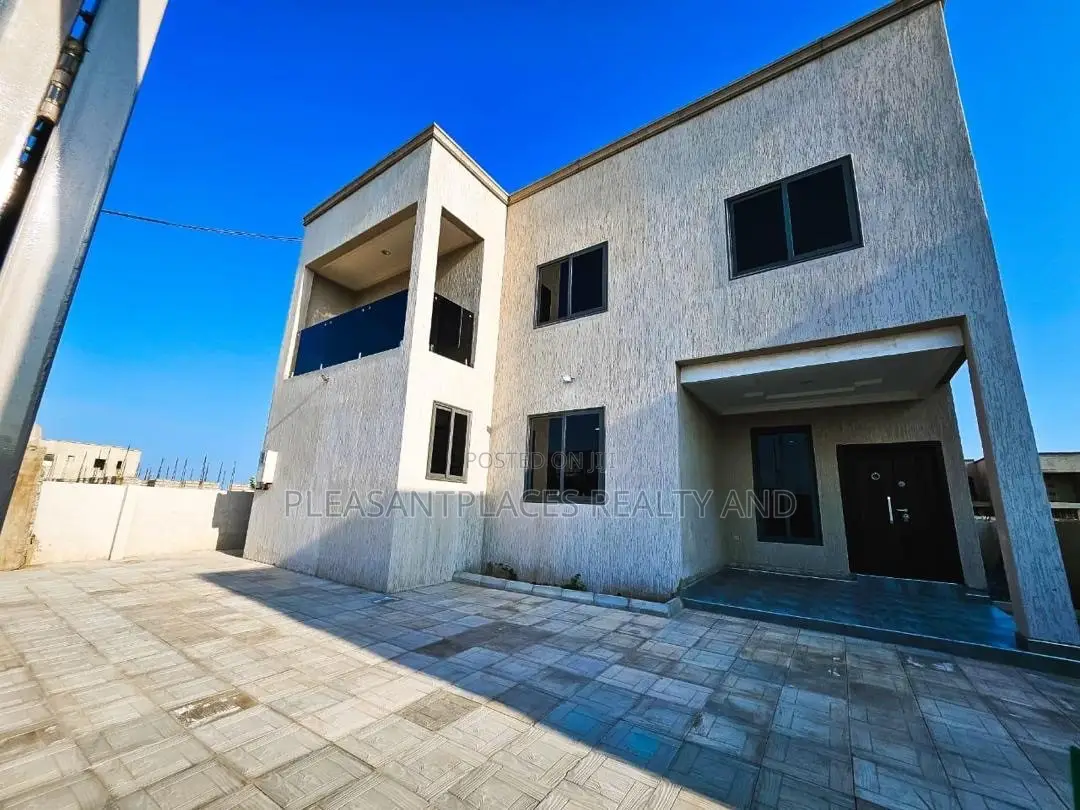 4bdrm House in Pleasantplaces And, Ashaley Botwe for sale