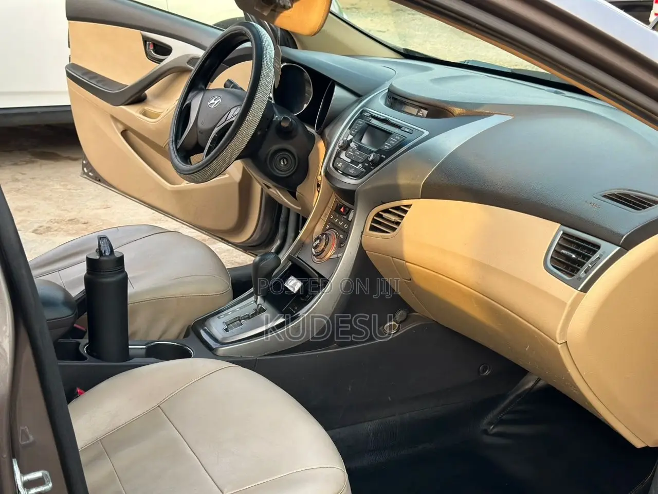Hyundai Elantra Limited Sedan FWD (1.8L 4cyl 6A) 2013 Gray