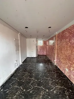 Shop at Haatso Msin for Rent