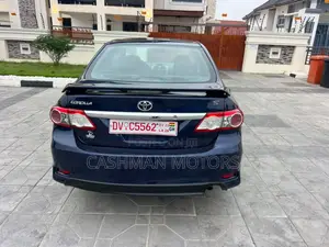 Toyota Corolla S Special Edition 4dr Sedan (1.8L 4cyl 4A) 2013 Blue
