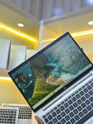 Laptop HP EliteBook 845 G8 16GB AMD Ryzen 7 SSD 256GB
