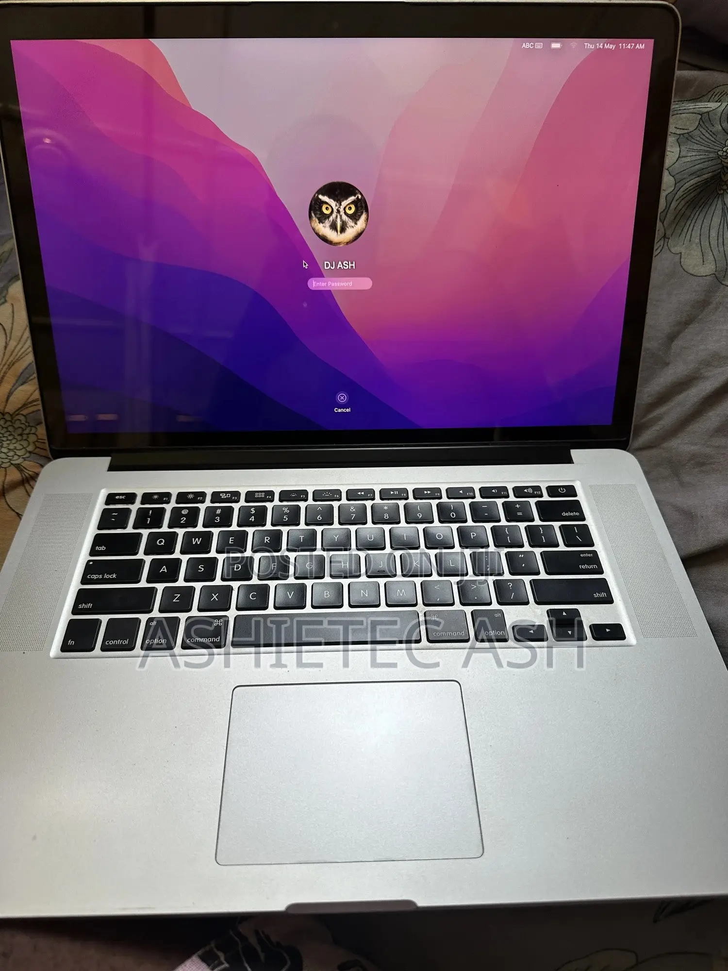 Laptop Apple MacBook Pro 2015 16GB Intel Core i7 SSD 256GB