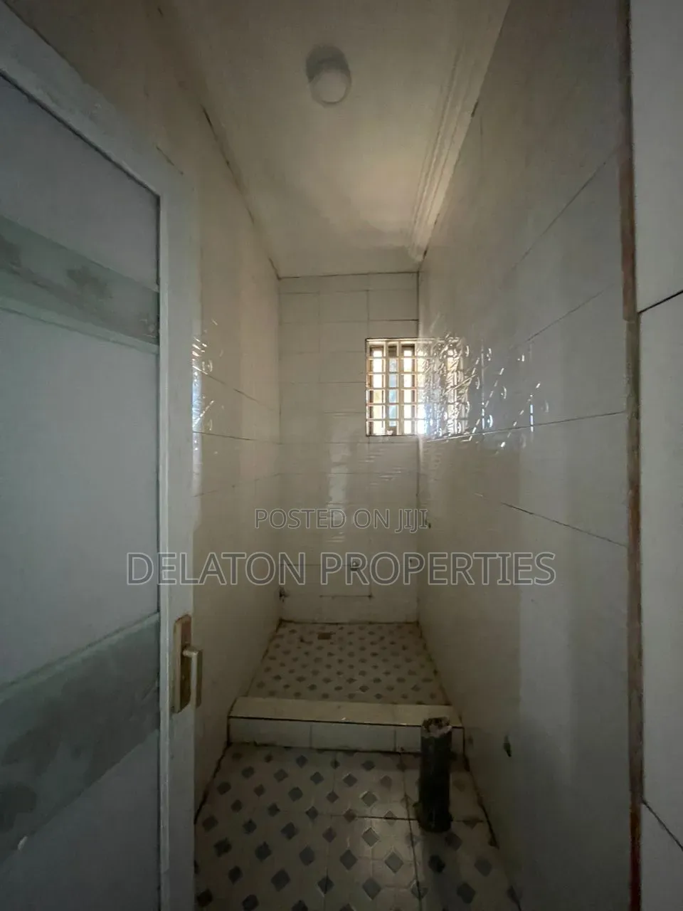 3bdrm Apartment in Lashibi for rent