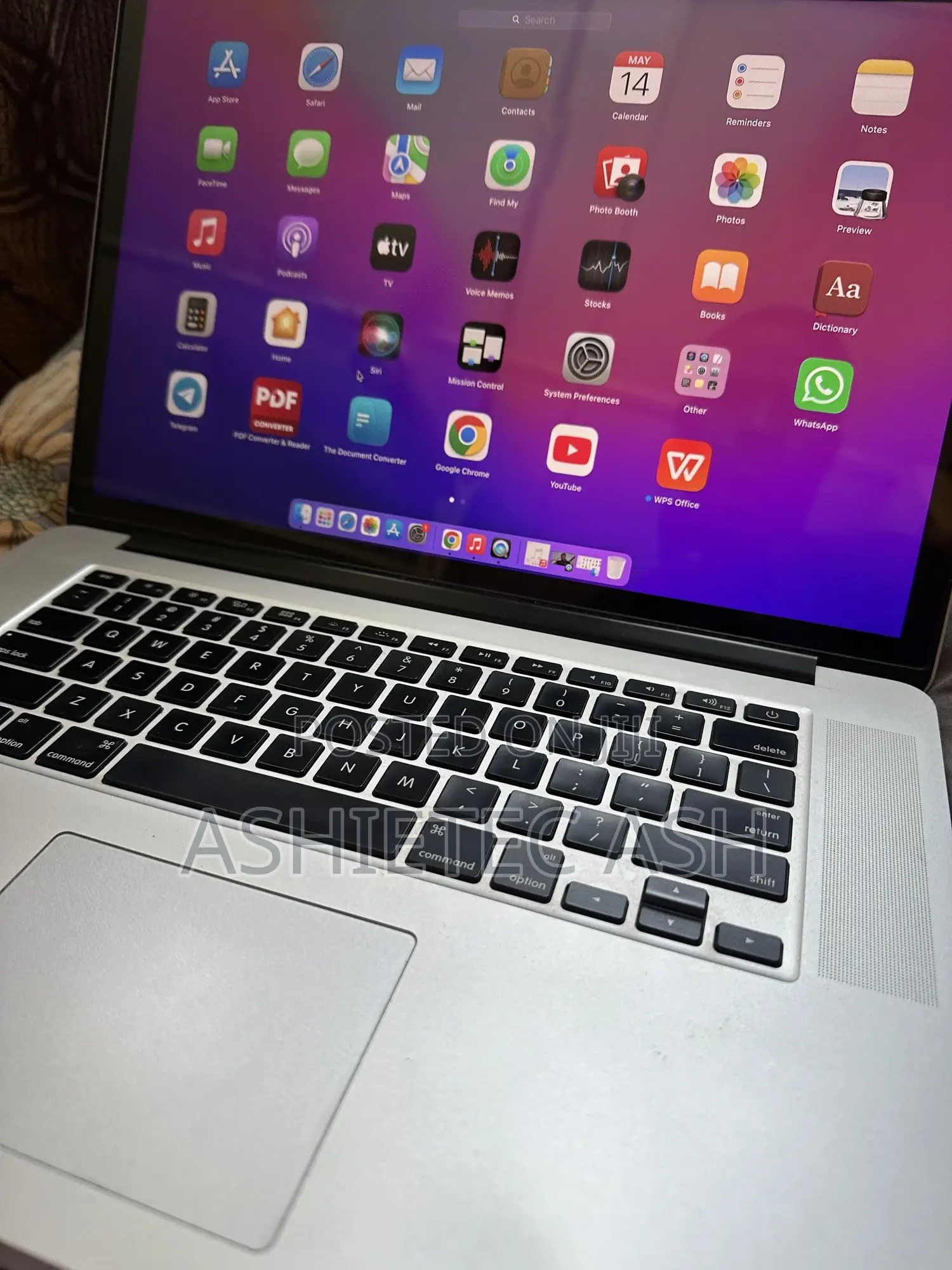 Laptop Apple MacBook Pro 2015 16GB Intel Core i7 SSD 256GB