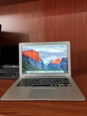 Laptop Apple MacBook Air 8GB Intel Core i5 SSD 128GB