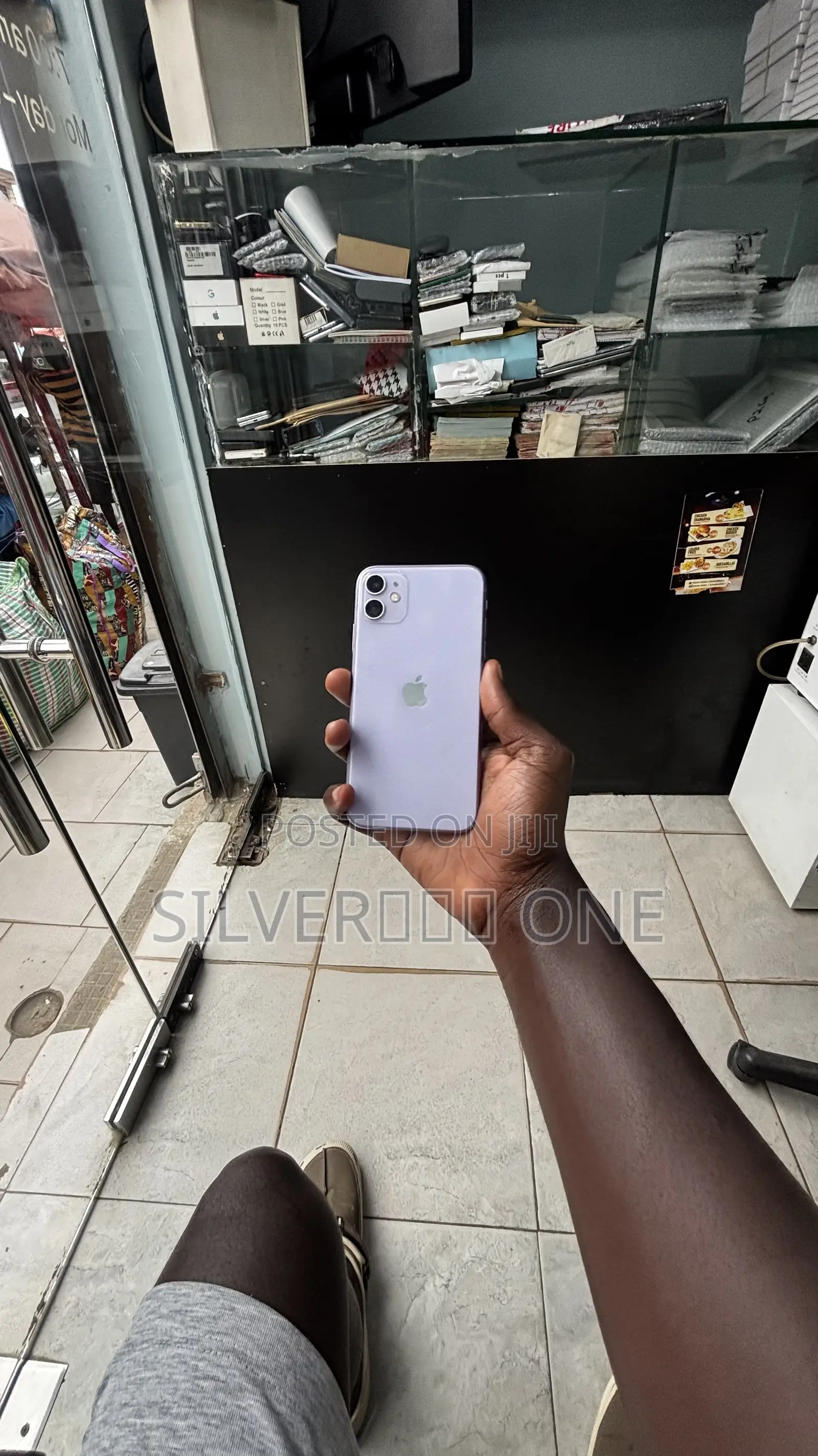 Apple iPhone 11 64 GB Purple