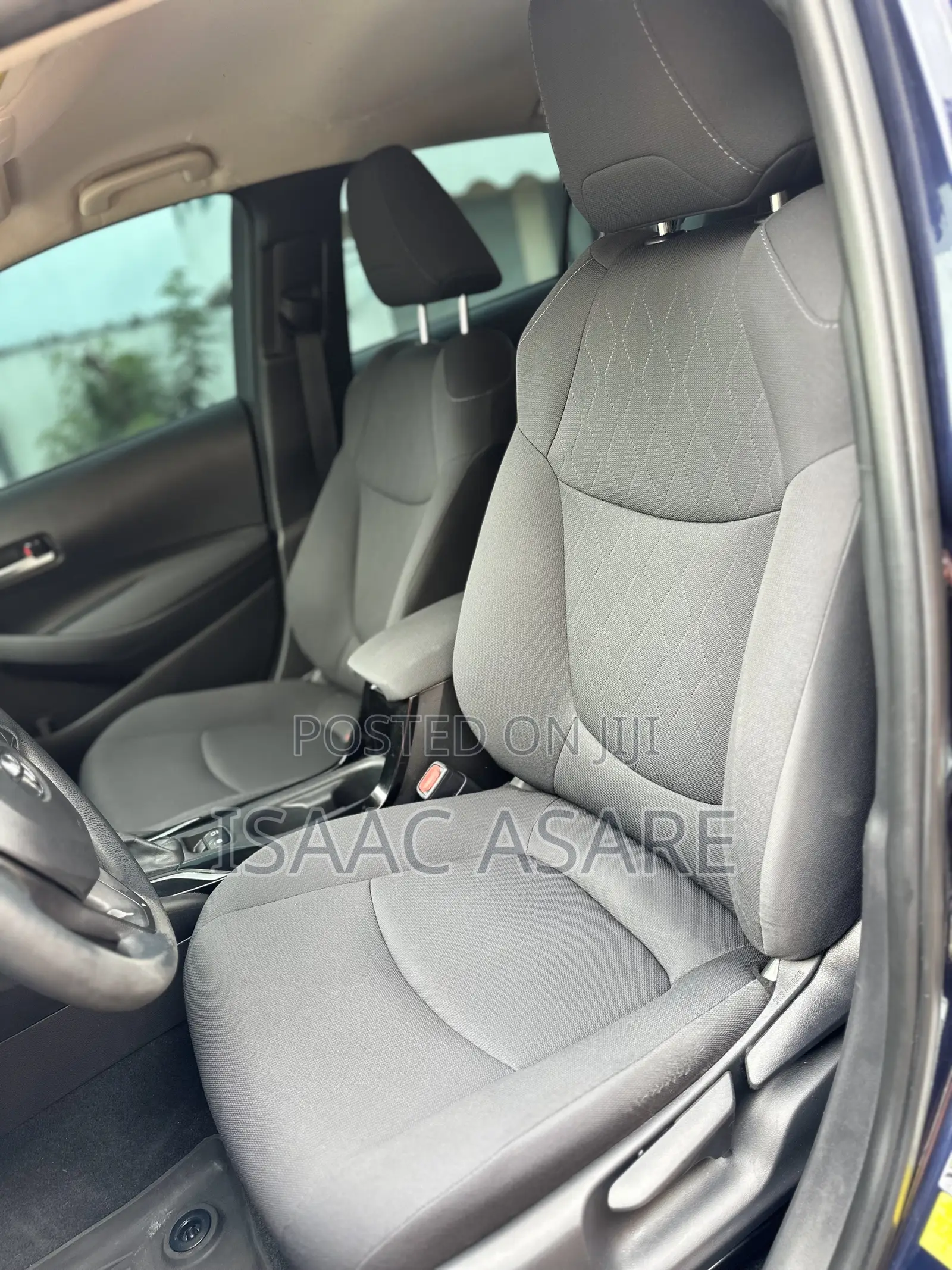 Toyota Corolla LE 2020 Blue