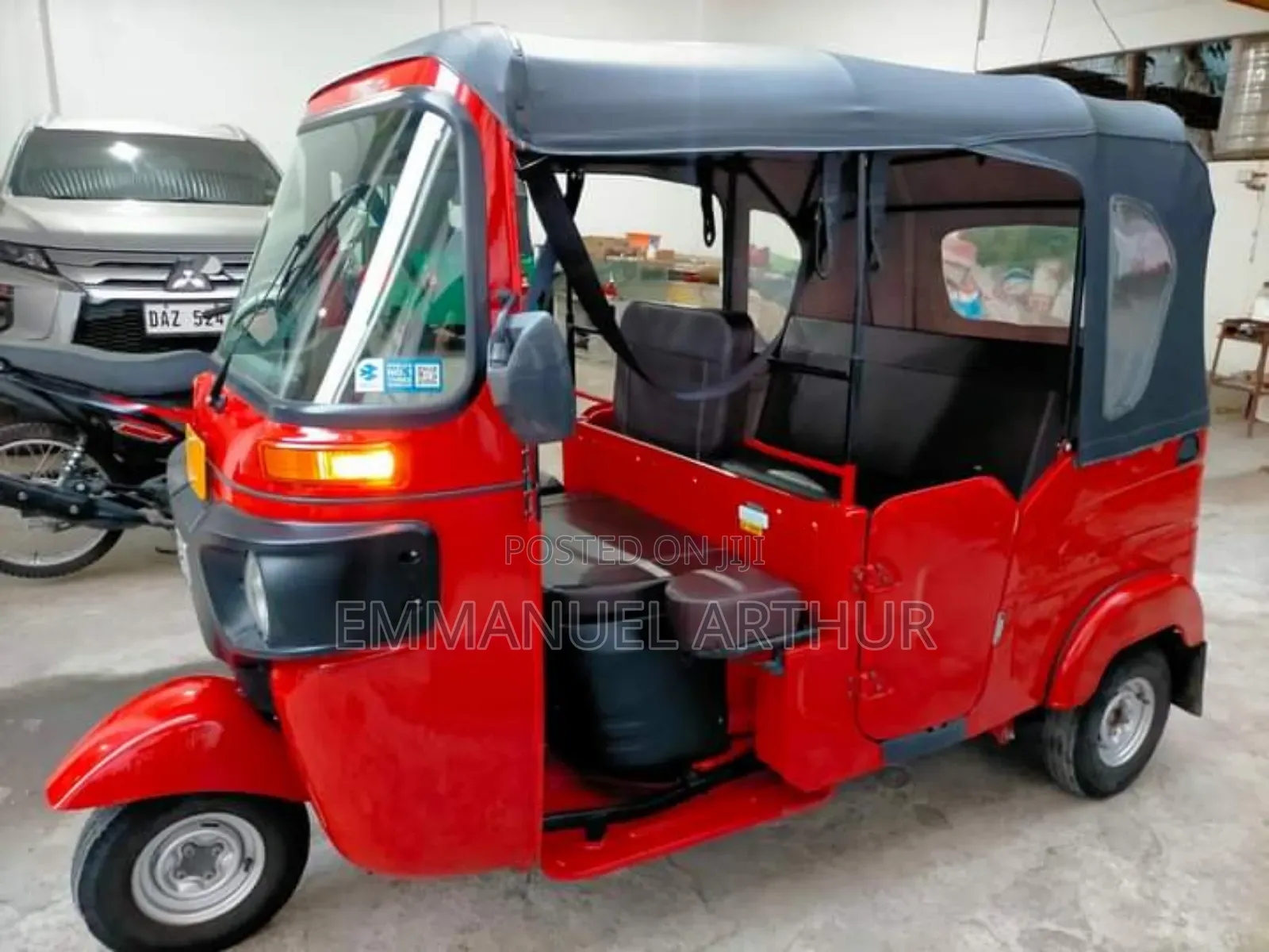 New Bajaj RE 2024 Red
