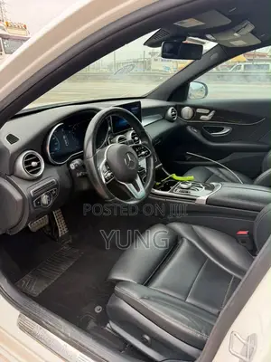 Mercedes-Benz C300 2020 White
