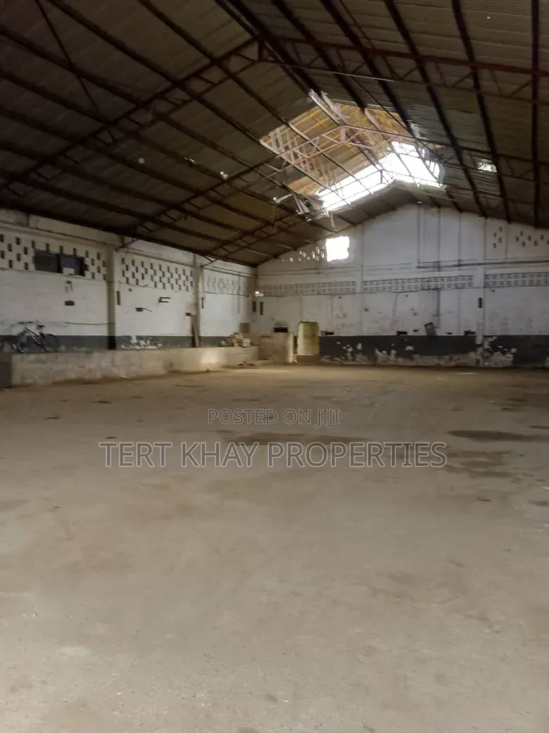 Warehouse for Sale at Adabraka