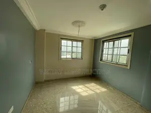 2bdrm Apartment in Manhean Tigo Pole for rent