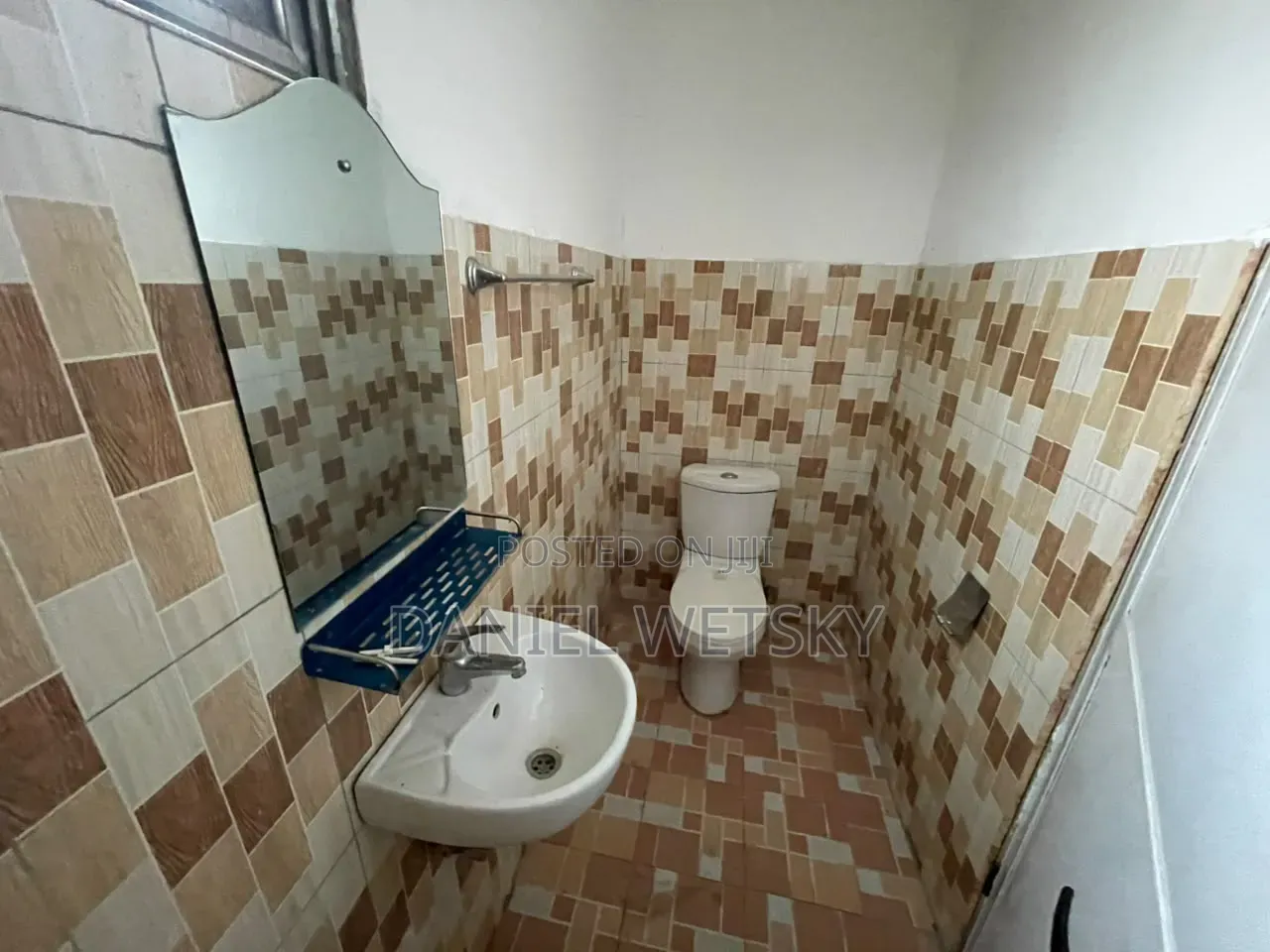 2bdrm Apartment in Manhean Tigo Pole for rent