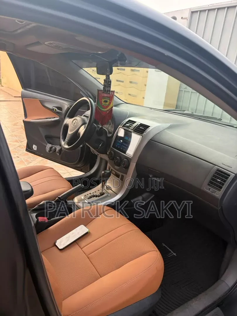 Toyota Corolla 2009 Black