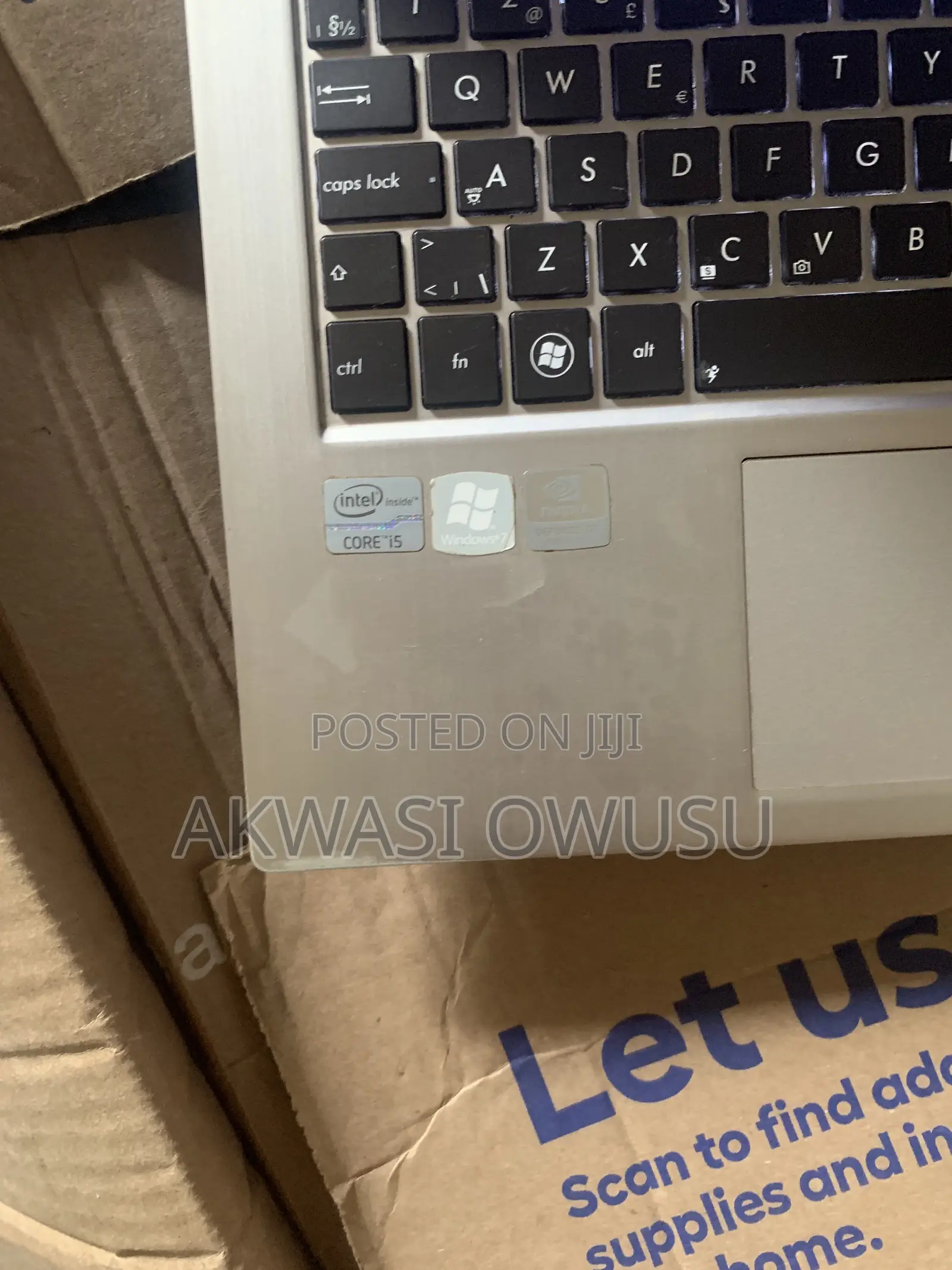 Laptop Asus UX30 4GB Intel Core i3 HDD 500GB