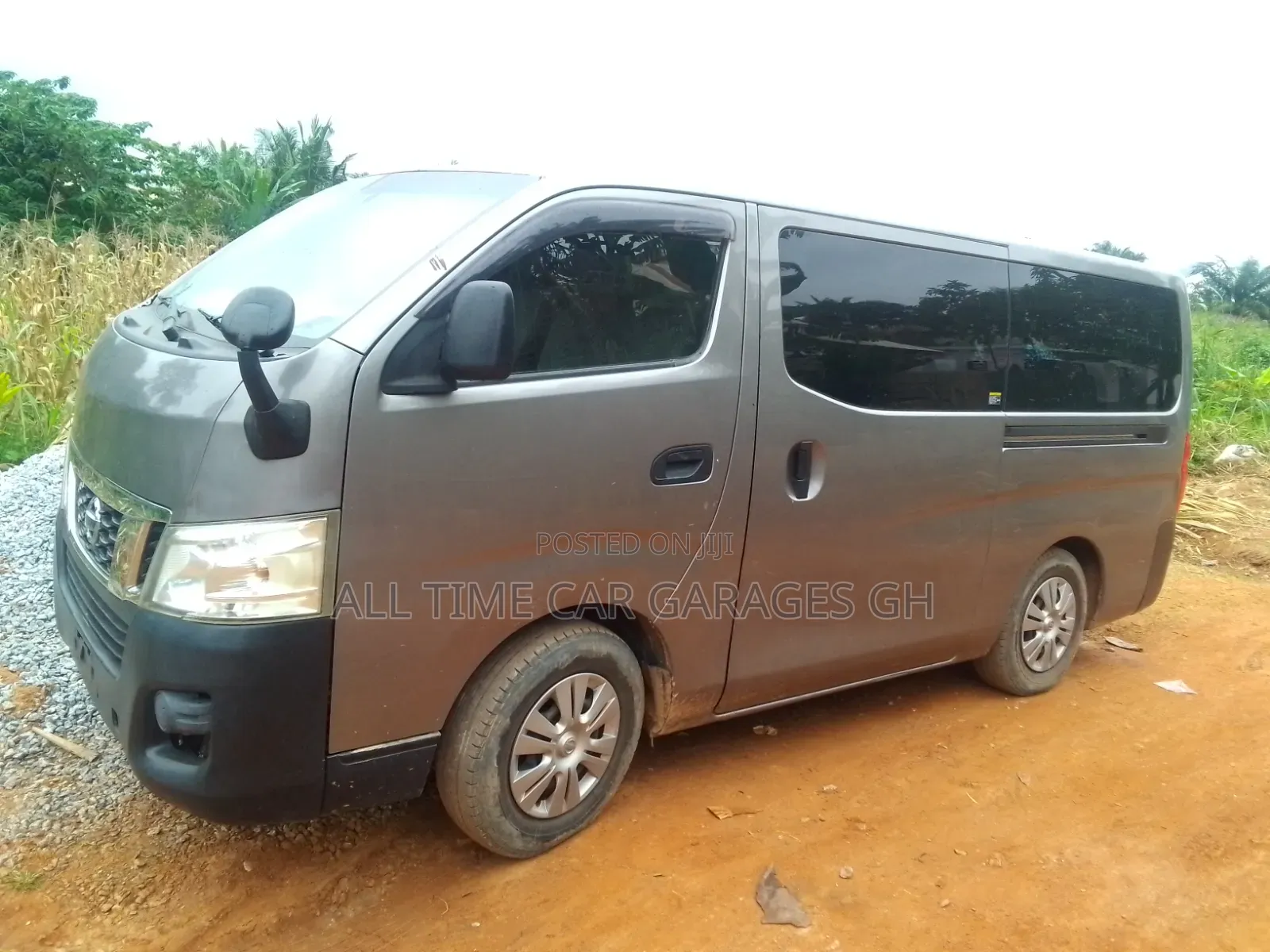 Nissan Caravan 2018 Gray