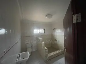 3bdrm House in Amasaman for rent