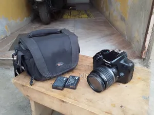 Canon 1300D