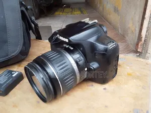 Canon 1300D