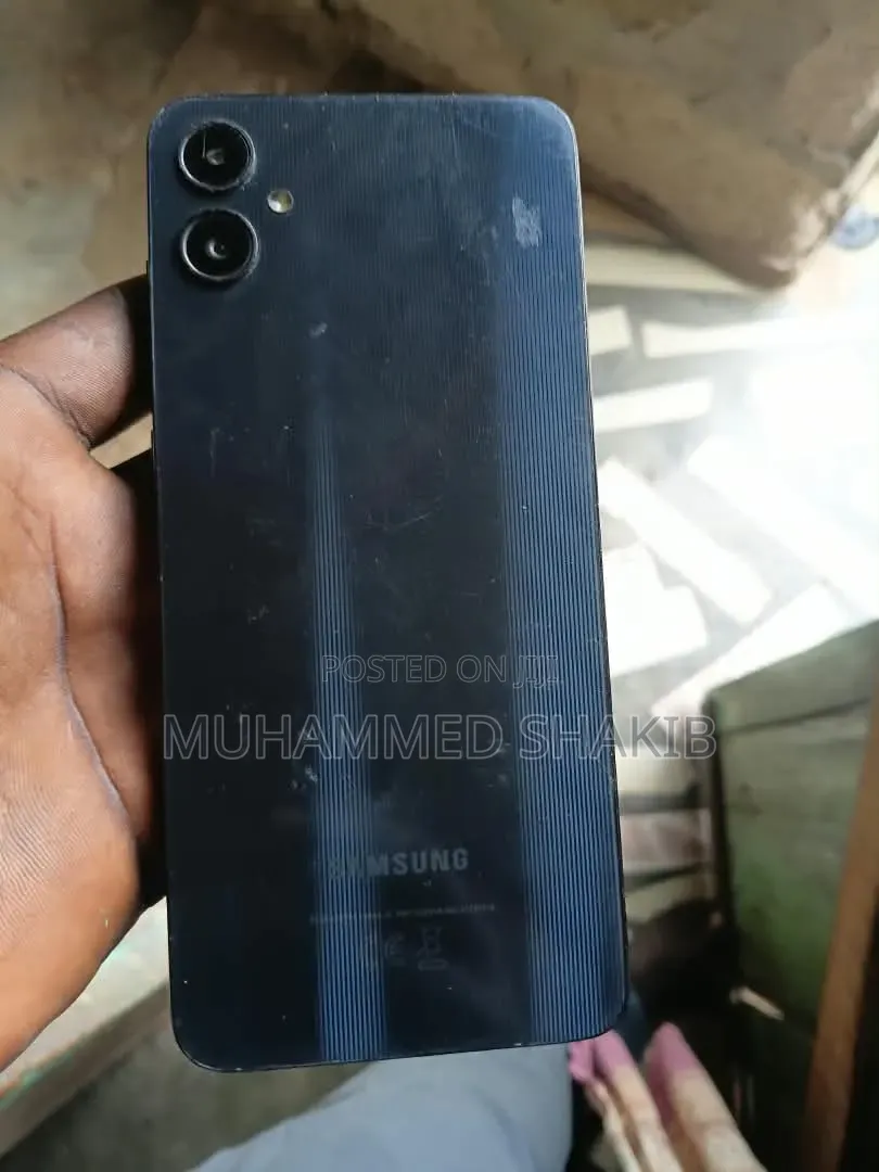 Samsung Galaxy A05 64 GB Black