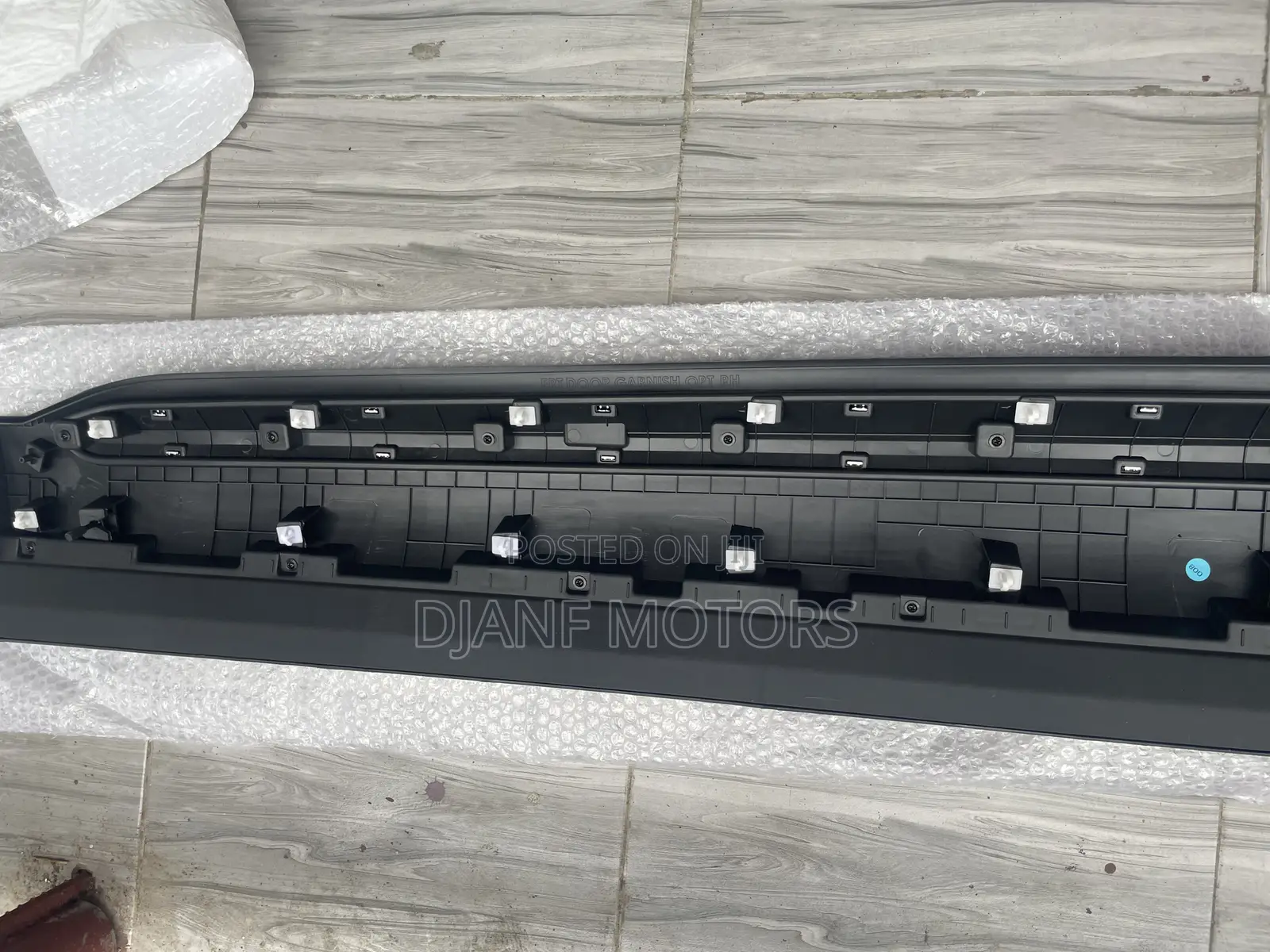 Hyundai Sant Fe 2019-2021 Door Molding