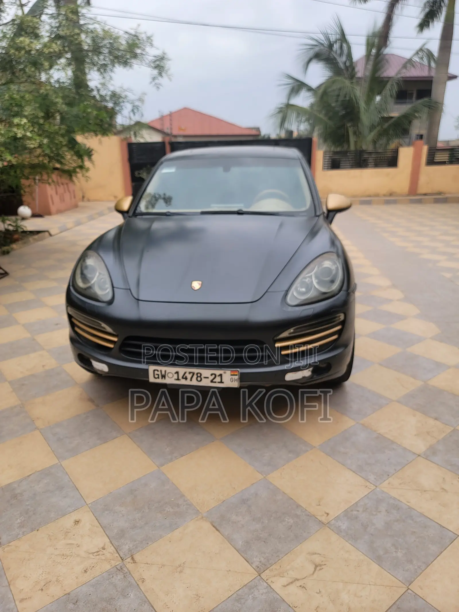 Porsche Cayenne 2012 Black