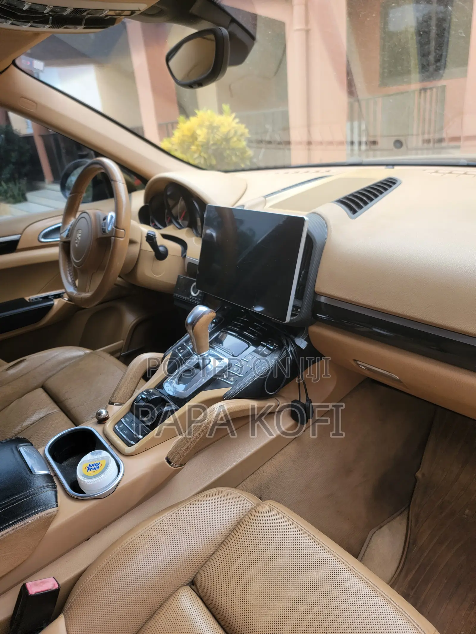 Porsche Cayenne 2012 Black
