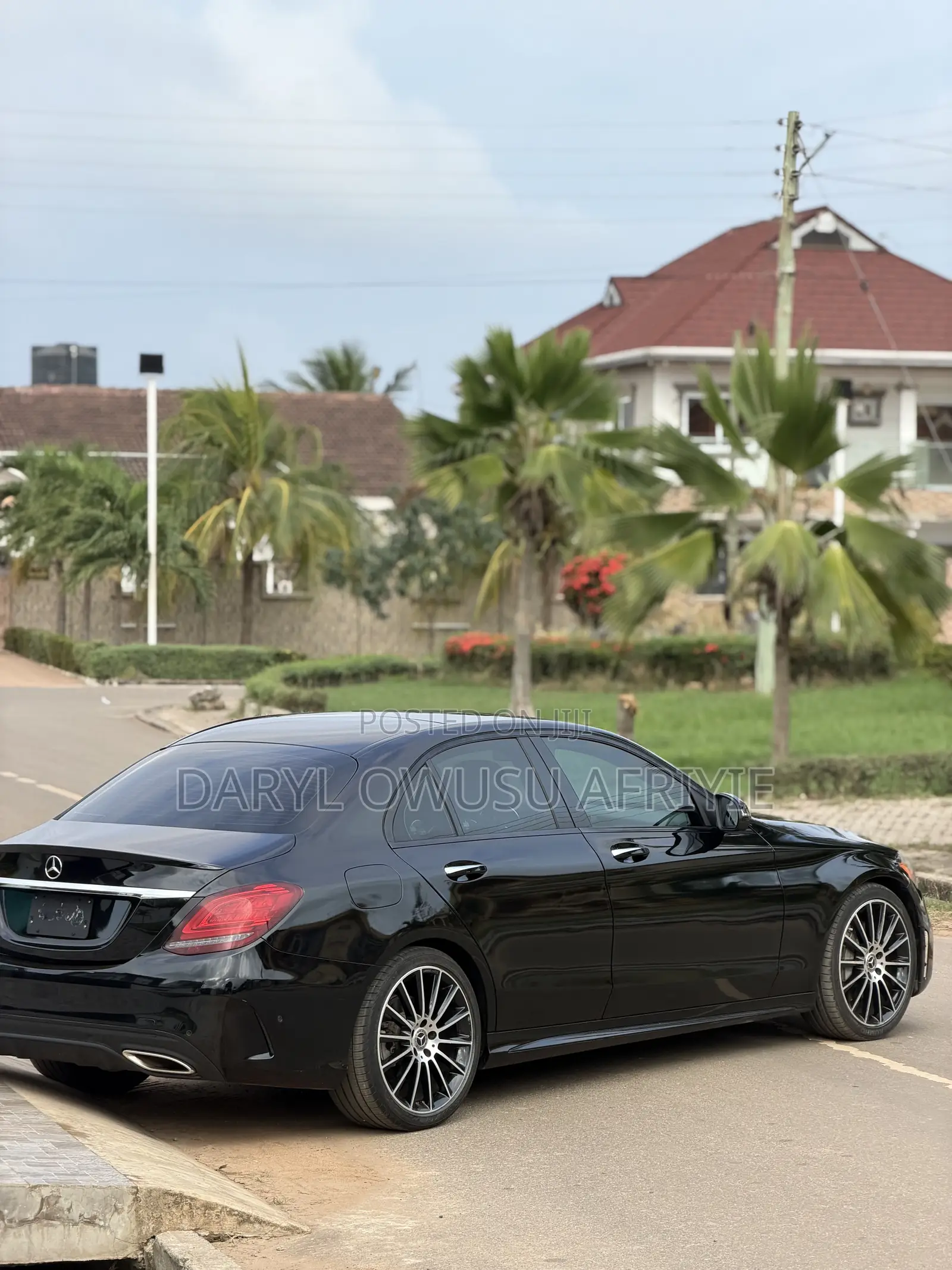 Mercedes-Benz C300 2020 Black
