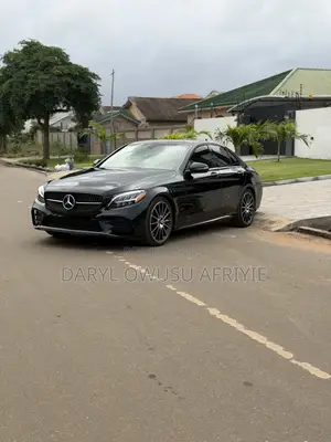 Mercedes-Benz C300 2020 Black