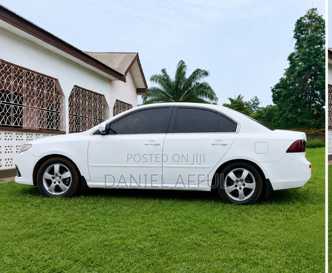 Kia Optima 2011 White