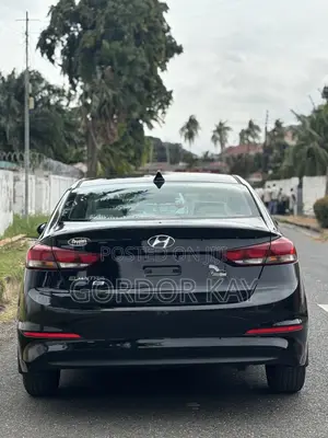 Hyundai Elantra 2018 Black