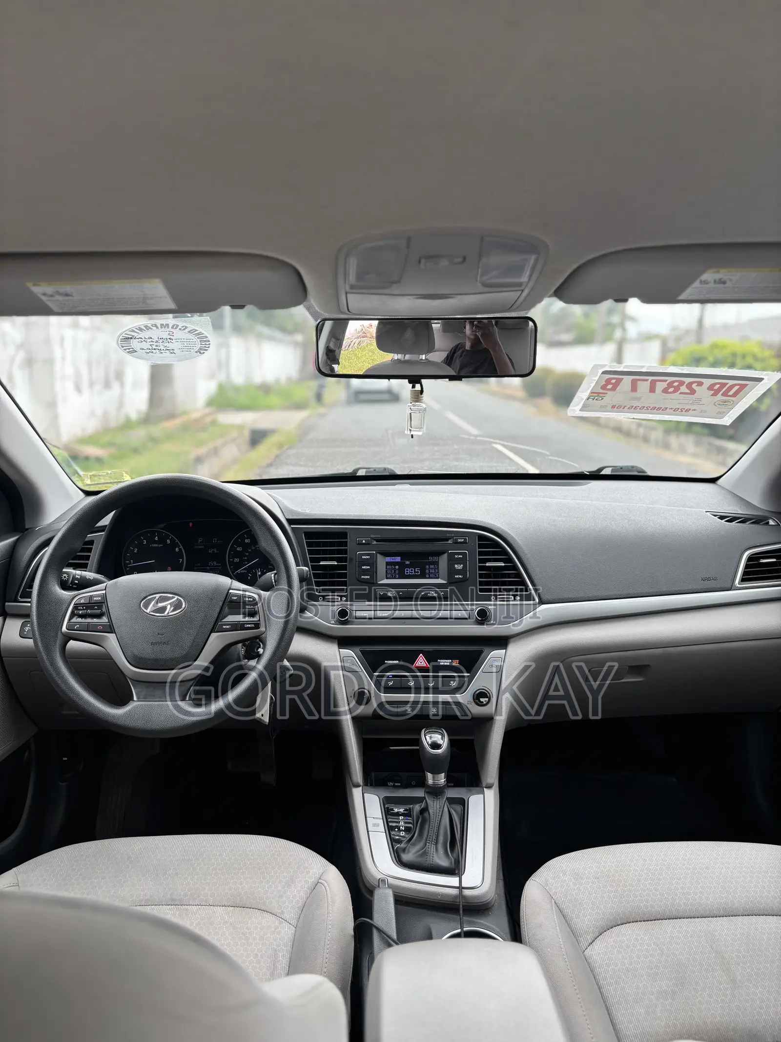 Hyundai Elantra 2018 Black