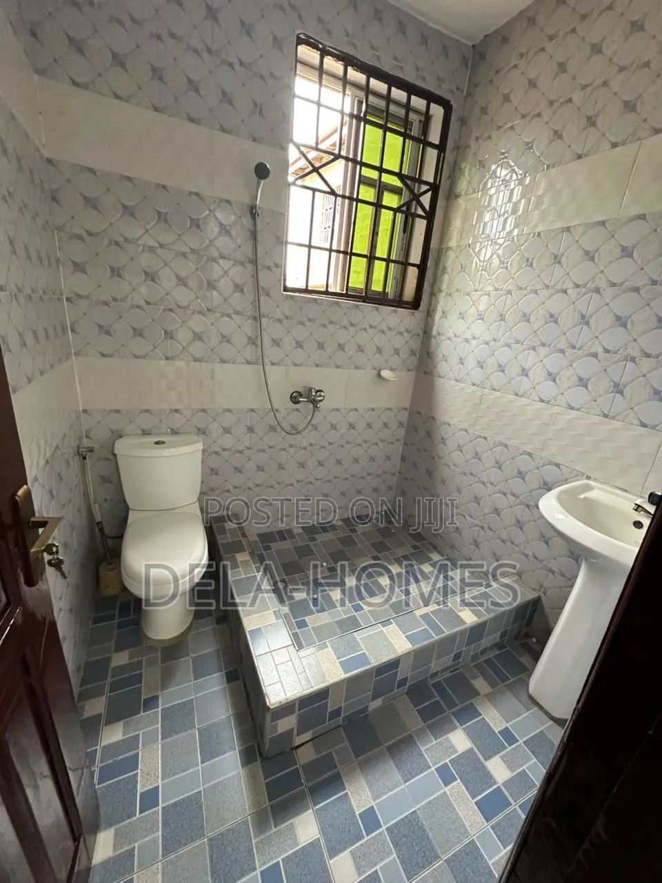 2bdrm Apartment in Denny Estate, Commandos for rent