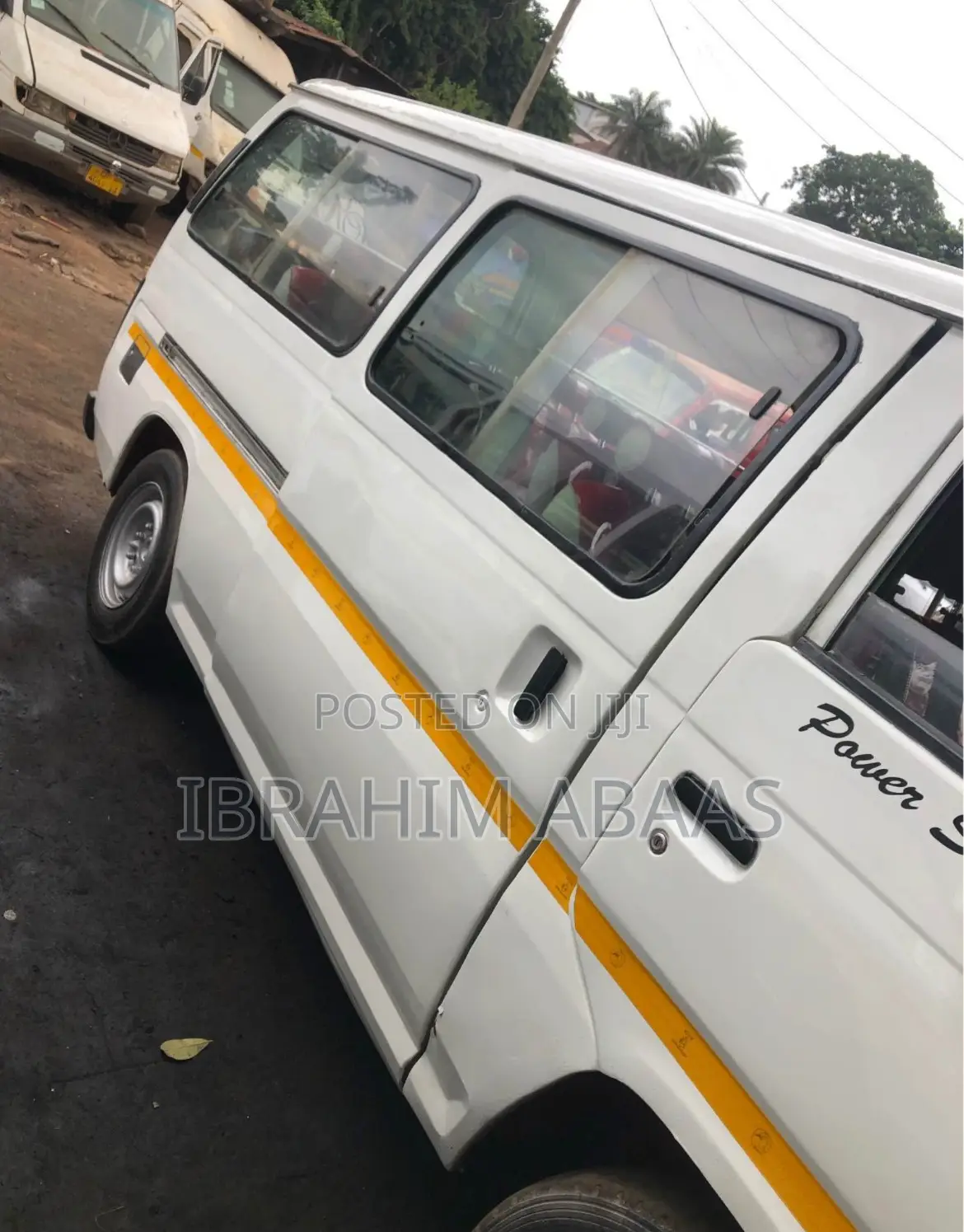 Nissan Caravan (Urvan) 2010 White