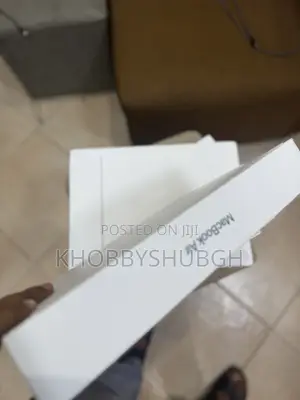 New Laptop Apple MacBook Air 2026 M5 16GB Apple M5 SSD 512GB