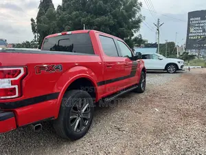 Ford F-150 XL 4x2 Regular Cab Styleside 6.5 ft. box 122 in. WB 2018 Red