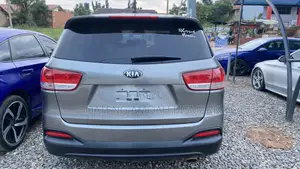 Kia Sorento 4dr SUV 2016 Gray
