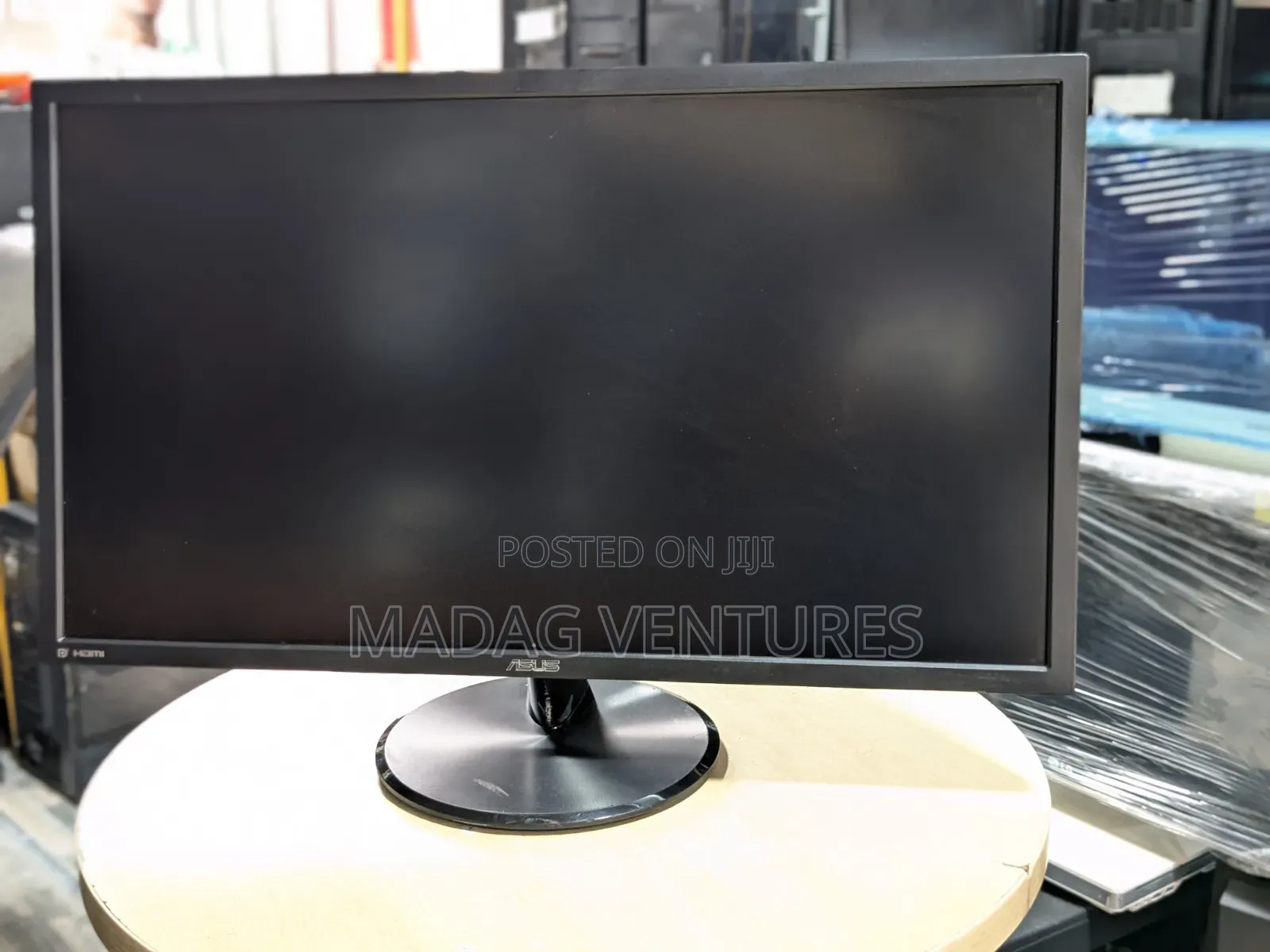ASUS Vp28u