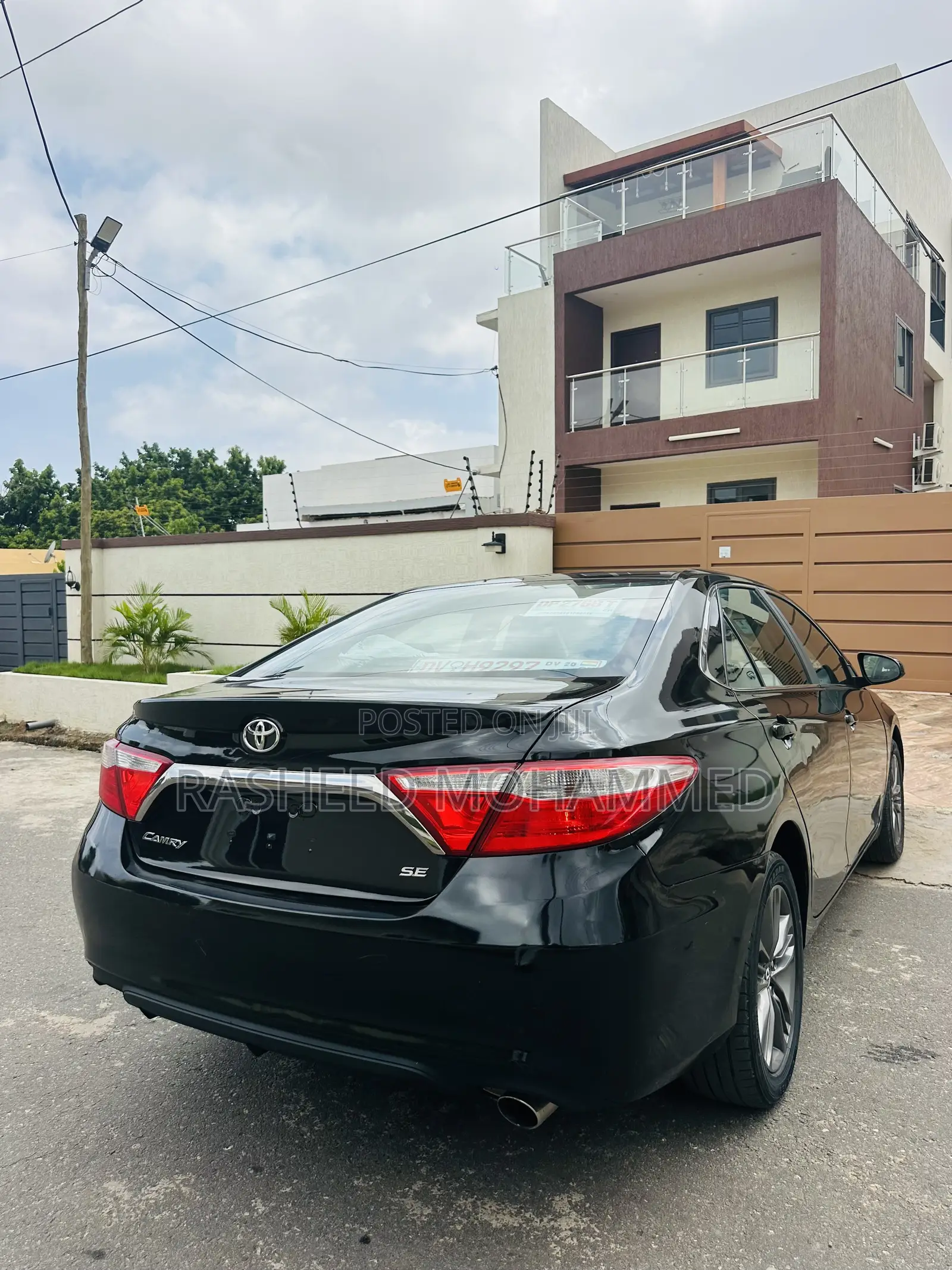 Toyota Camry SE 4dr Sedan (2.5L 4cyl 6A) 2017 Black