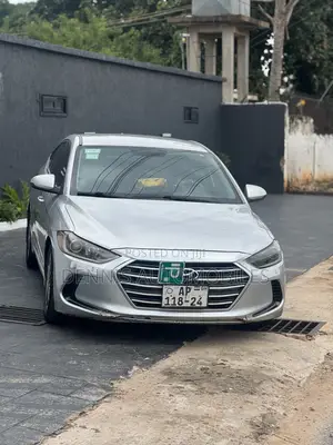 Hyundai Elantra SE 2018 Silver