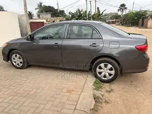 Toyota Corolla 2009 Gray