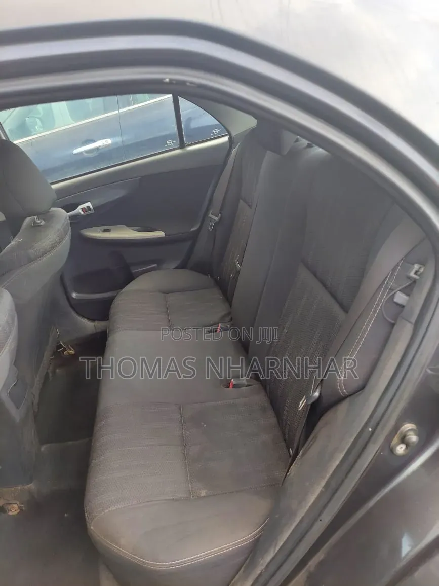 Toyota Corolla 2013 Silver