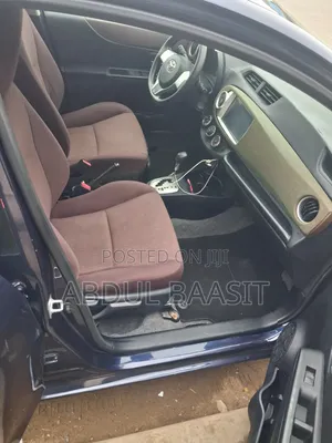 Toyota Vitz 2012 Blue