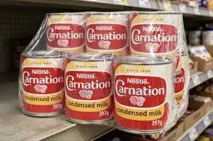 Nestlé Carnation Condensed Milk 379gx6 in a Pack