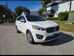 Kia Sorento 4dr SUV 2016 White