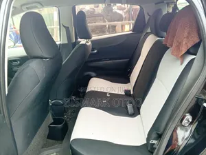 Toyota Vitz 2012 Black